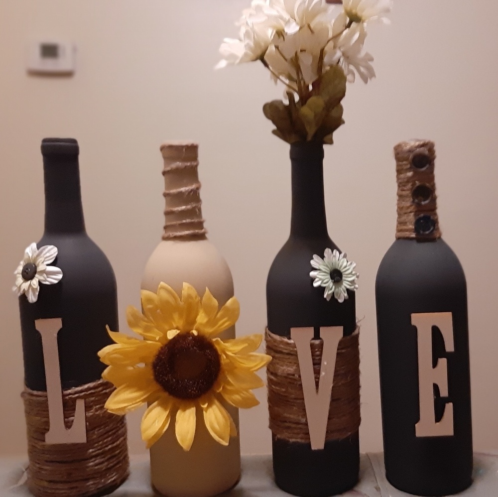 Decorative love wine bottles